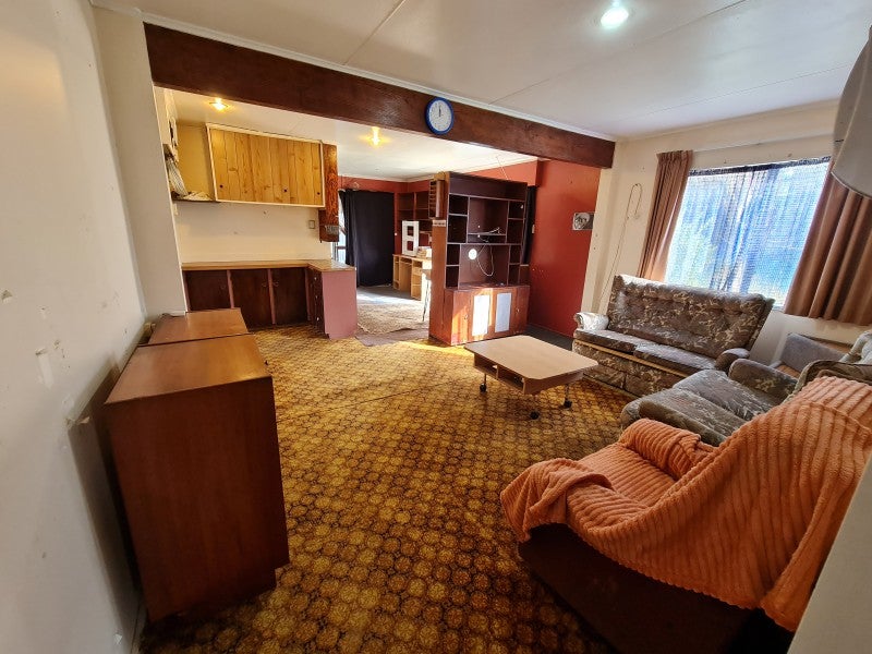 31 Tokomaru Road, Tokomaru, Palmerston North - Carousel 2