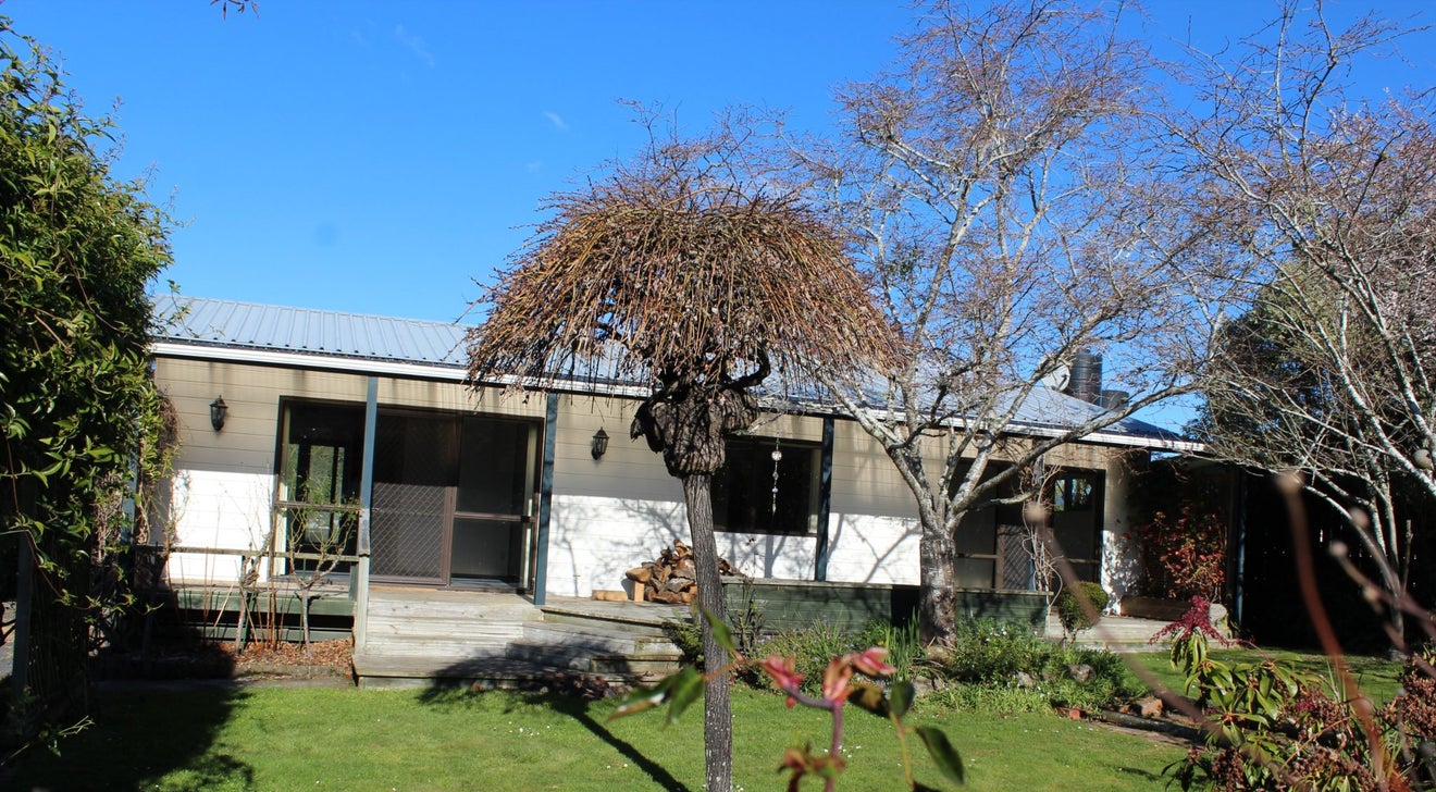 4 The Terrace, Warrington, Waikouaiti - Carousel 2