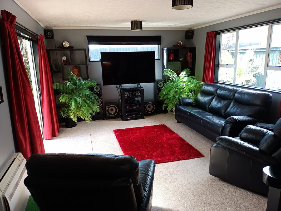 26 Banbury Street, Waimangaroa, Westport - Carousel 25