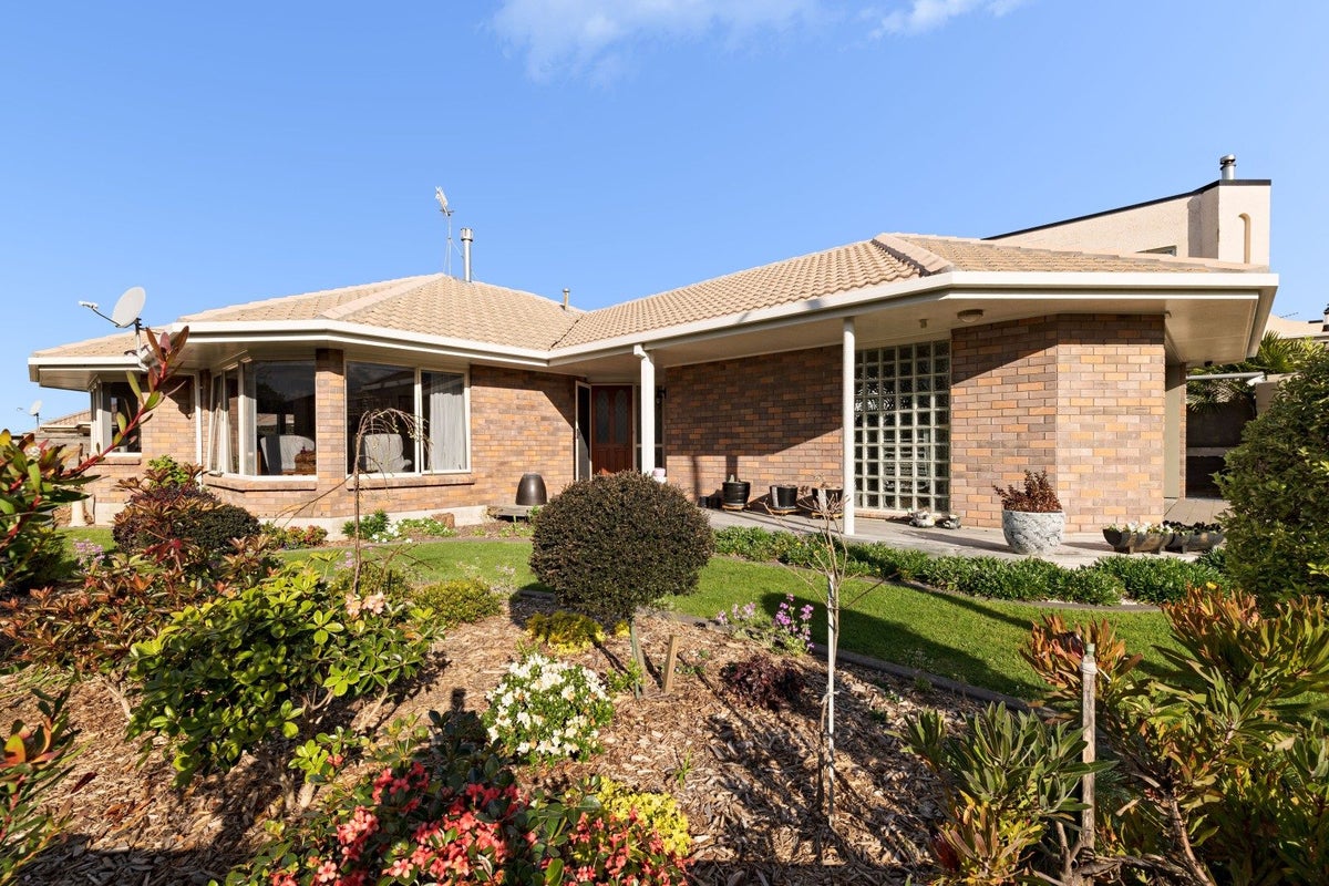 62A Oxford Street, Te Puke, Te Puke - Carousel 1