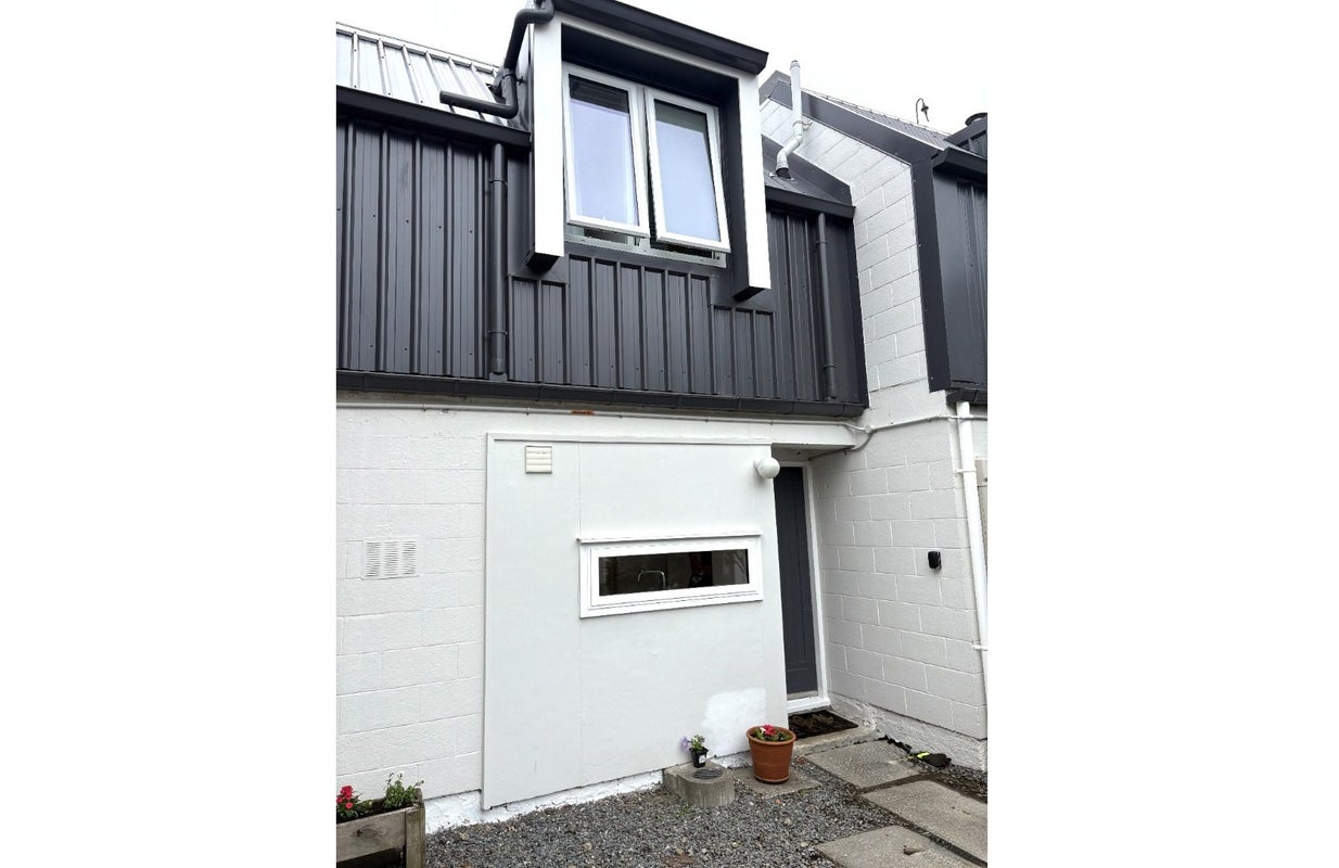 9/15 Mckinley Crescent, Brooklyn, Wellington - Carousel 2