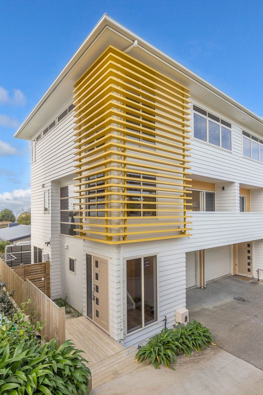 5/3 Coronation Road, Hillcrest, Auckland - Carousel 2