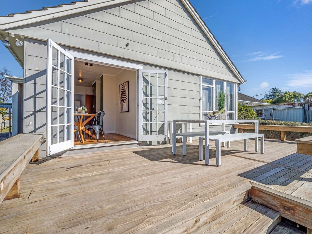 69 Seddon St, Takaro, Palmerston North, Manawatu / Whanganui - Carousel 2
