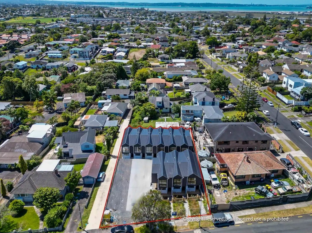 9/267 Great North Road, Henderson, Auckland - Carousel 14