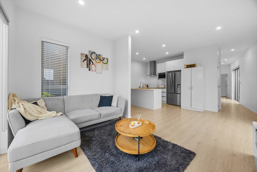 14 Heri Lane, Westgate, Auckland - Carousel 2