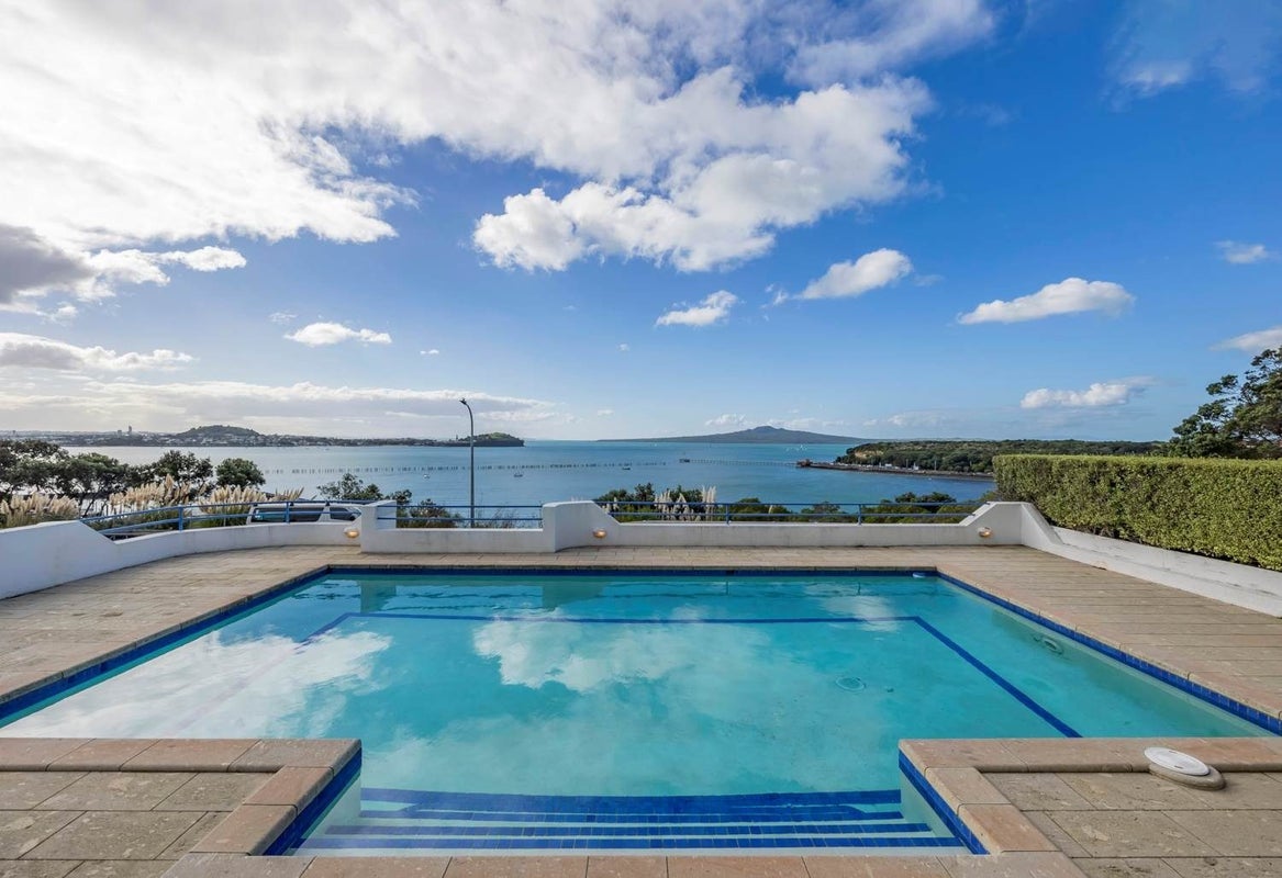 42 Paritai Drive, Orakei, Auckland - Carousel 1