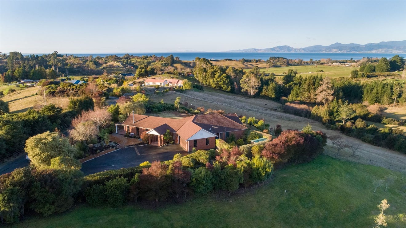 61 Dawson Road, Upper Moutere - Carousel 1