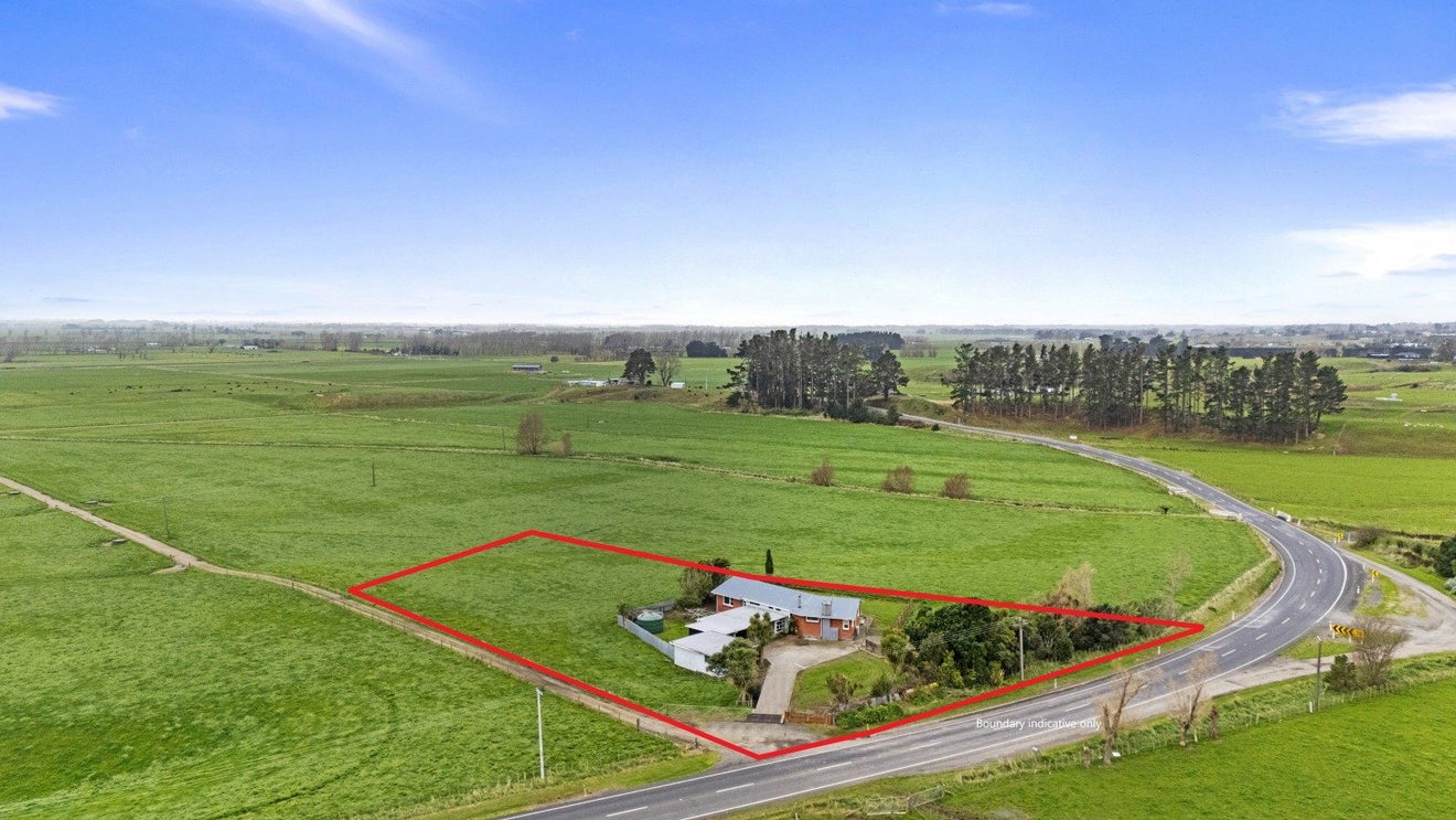 425 Makerua Road, Tokomaru, Palmerston North - Carousel 2