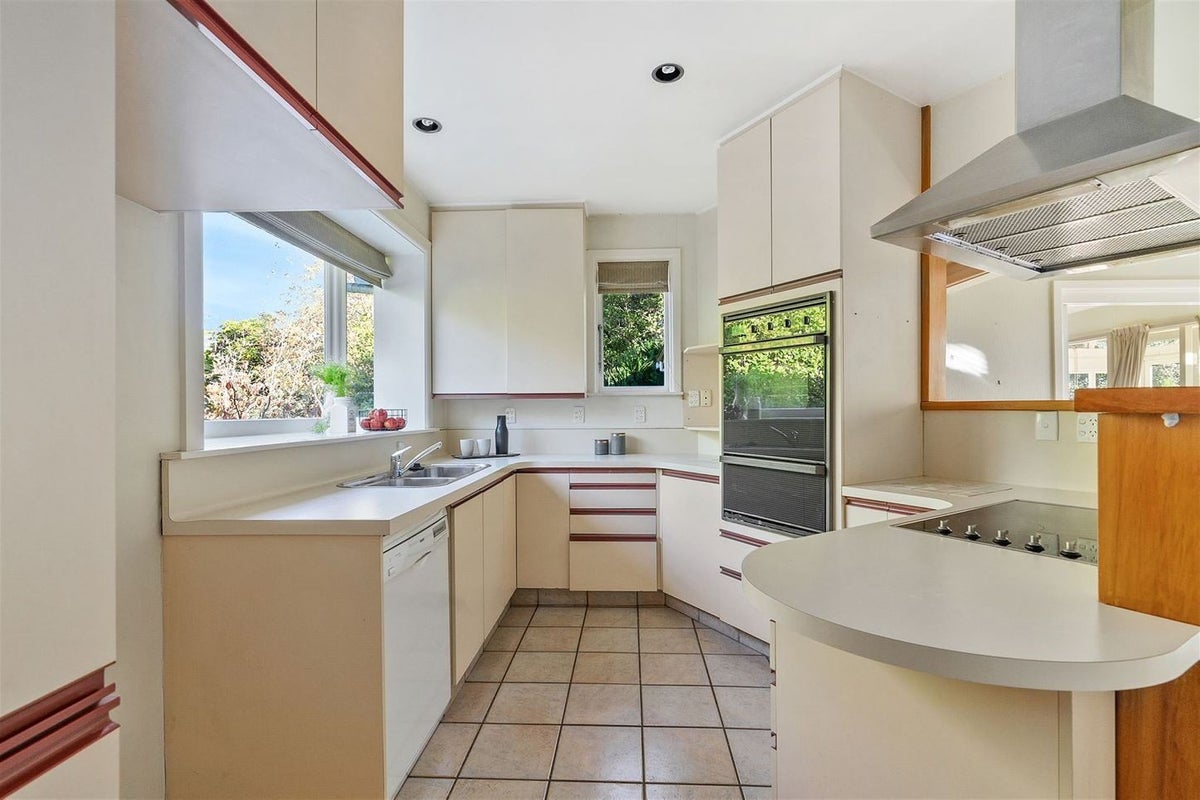 147 Straven Road, Fendalton, Christchurch - Carousel 2