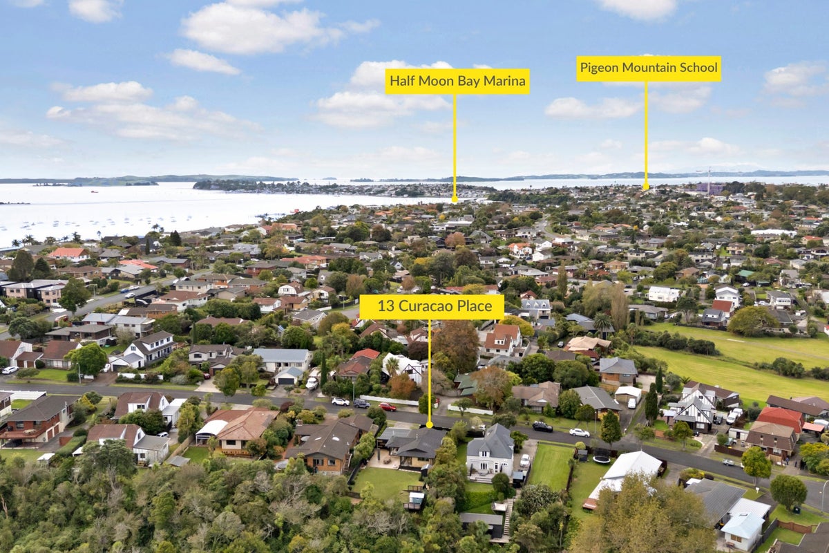 13 Curacao Place, Half Moon Bay, Auckland - Carousel 24