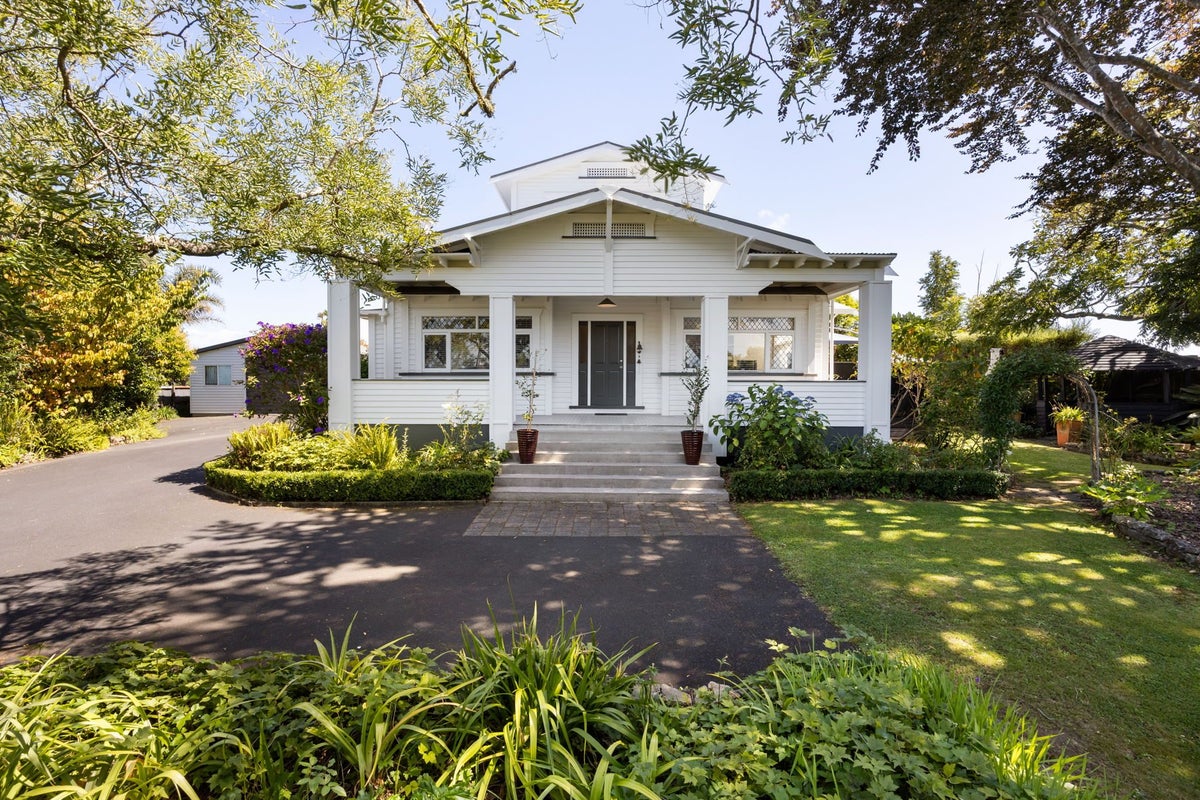 54 Ellicott Road, Nawton, Hamilton - Carousel 1