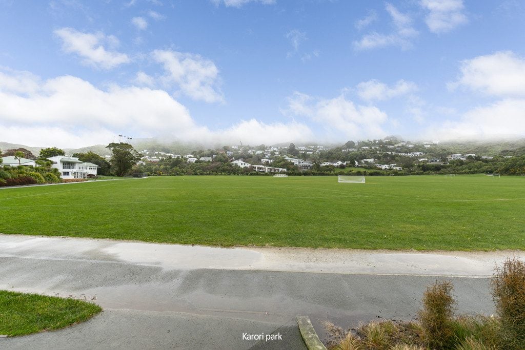 17 Fernlea Avenue, Karori, Wellington - Carousel 21