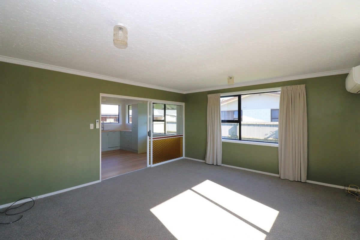 2/474 Halswell Road, Halswell, Christchurch - Carousel 2