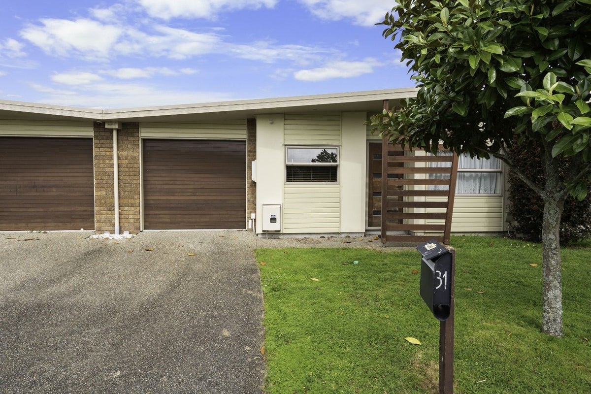 31/46 Peachgrove Road, Hamilton East, Hamilton - Carousel 1