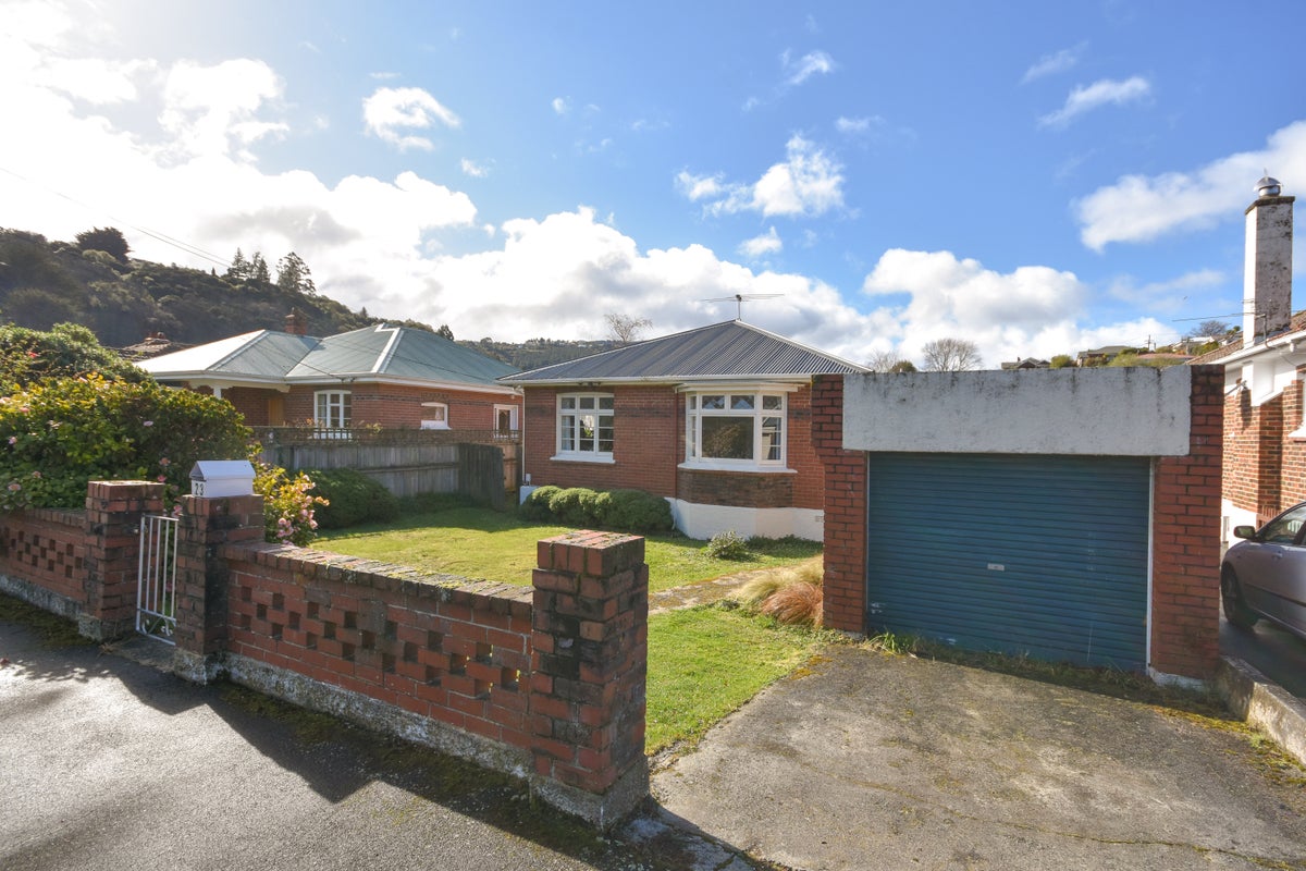 23 Glendining Avenue, North East Valley, Dunedin - Carousel 13