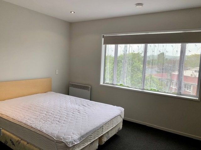 1/2 Poulson Street, Addington, Christchurch - Carousel 2