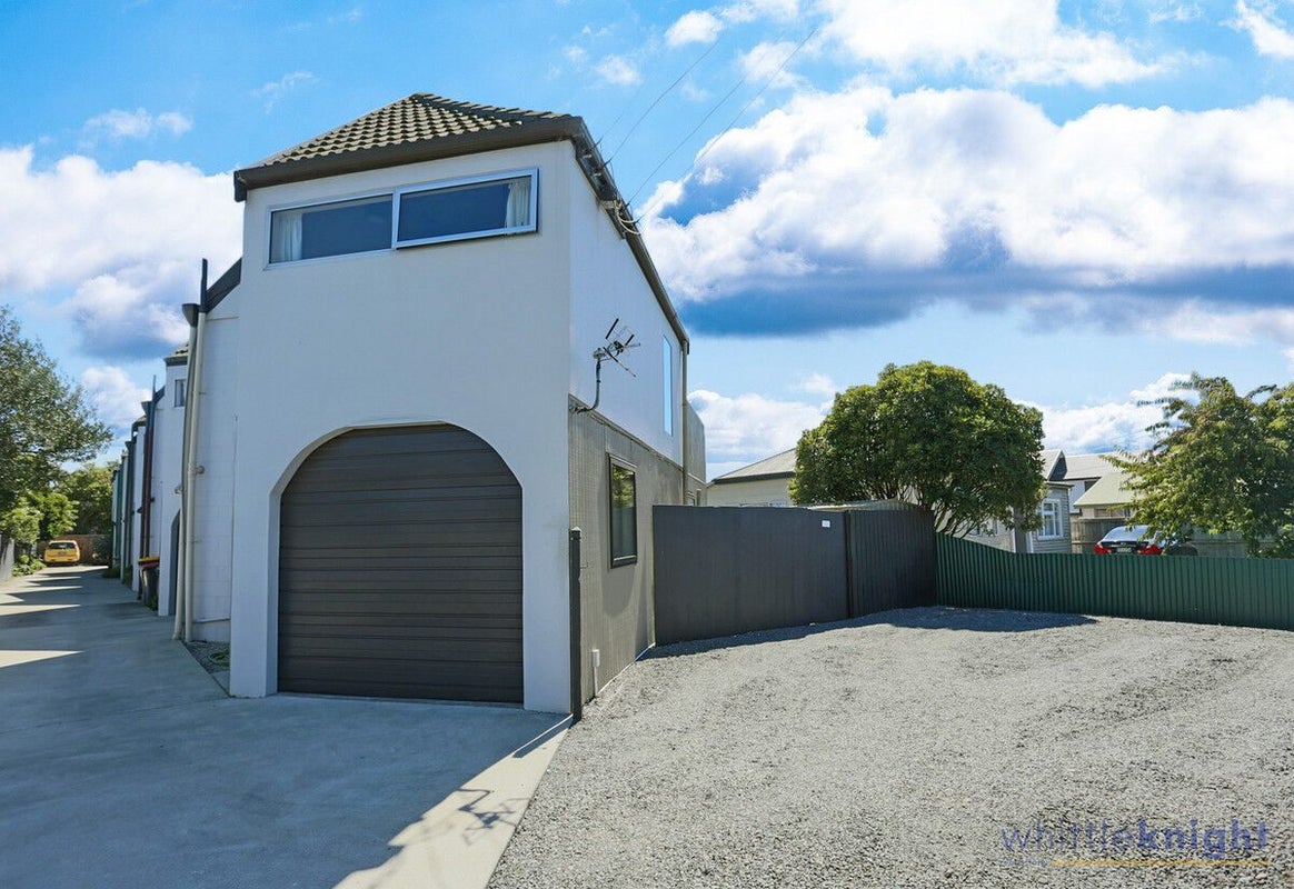 1/9 Barrie Street, Addington, Christchurch - Carousel 1