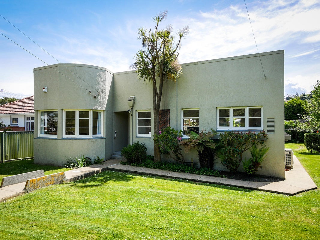 3 Sunbury Street, Andersons Bay, Dunedin - Carousel 2