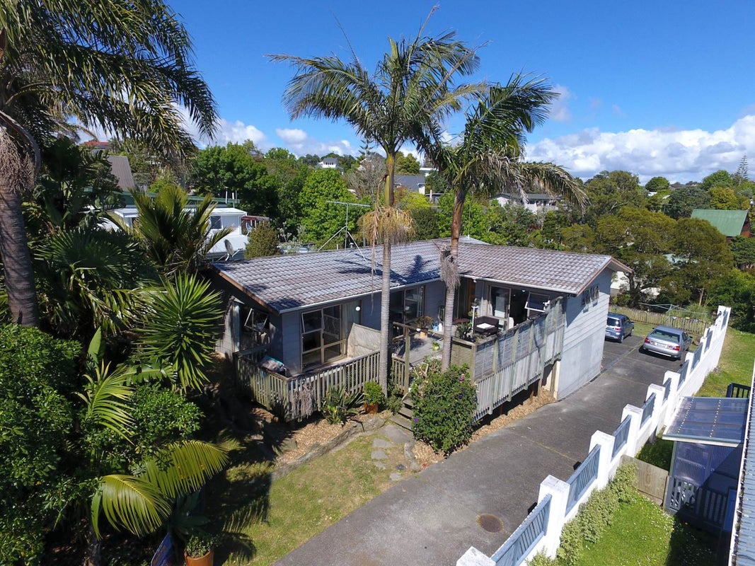 46 Gledstane Road, Stanmore Bay, Whangaparaoa - Carousel 1