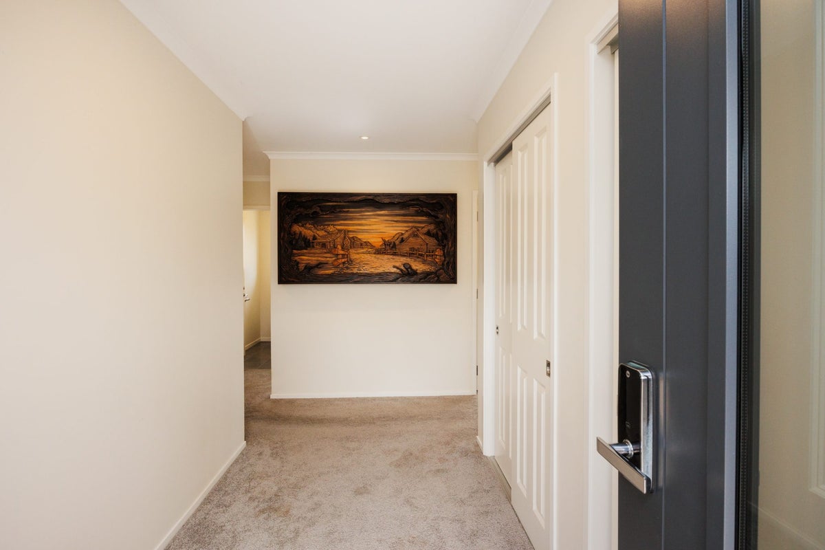 168A Kelvin Grove Road, Kelvin Grove, Palmerston North - Carousel 2