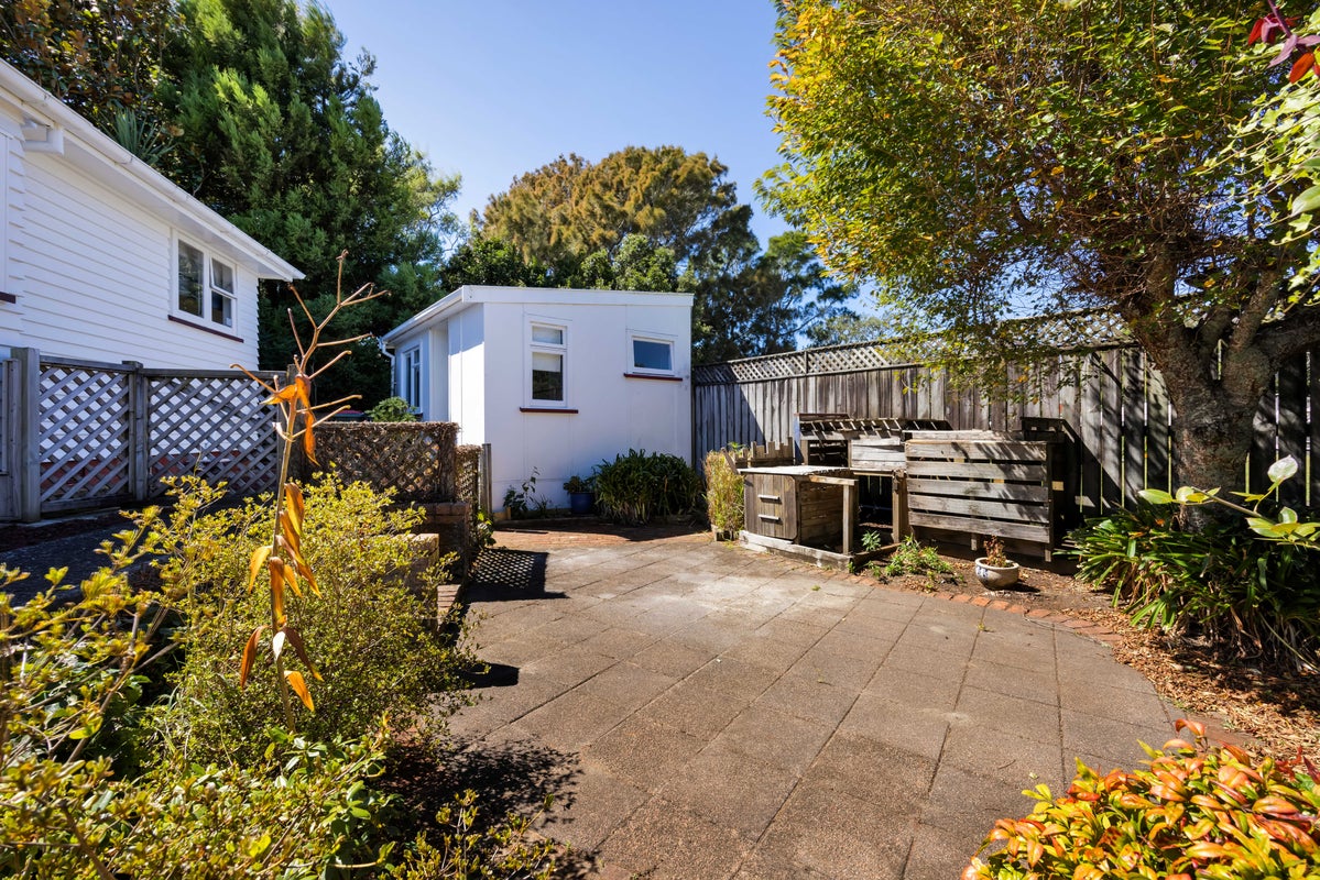 82 Huatoki Street, Vogeltown, New Plymouth - Carousel 35