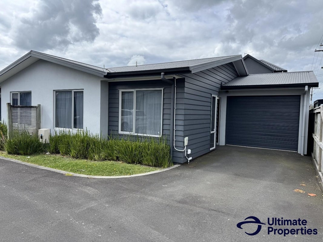 22A Cameron Road, Hamilton East, Hamilton - Carousel 1