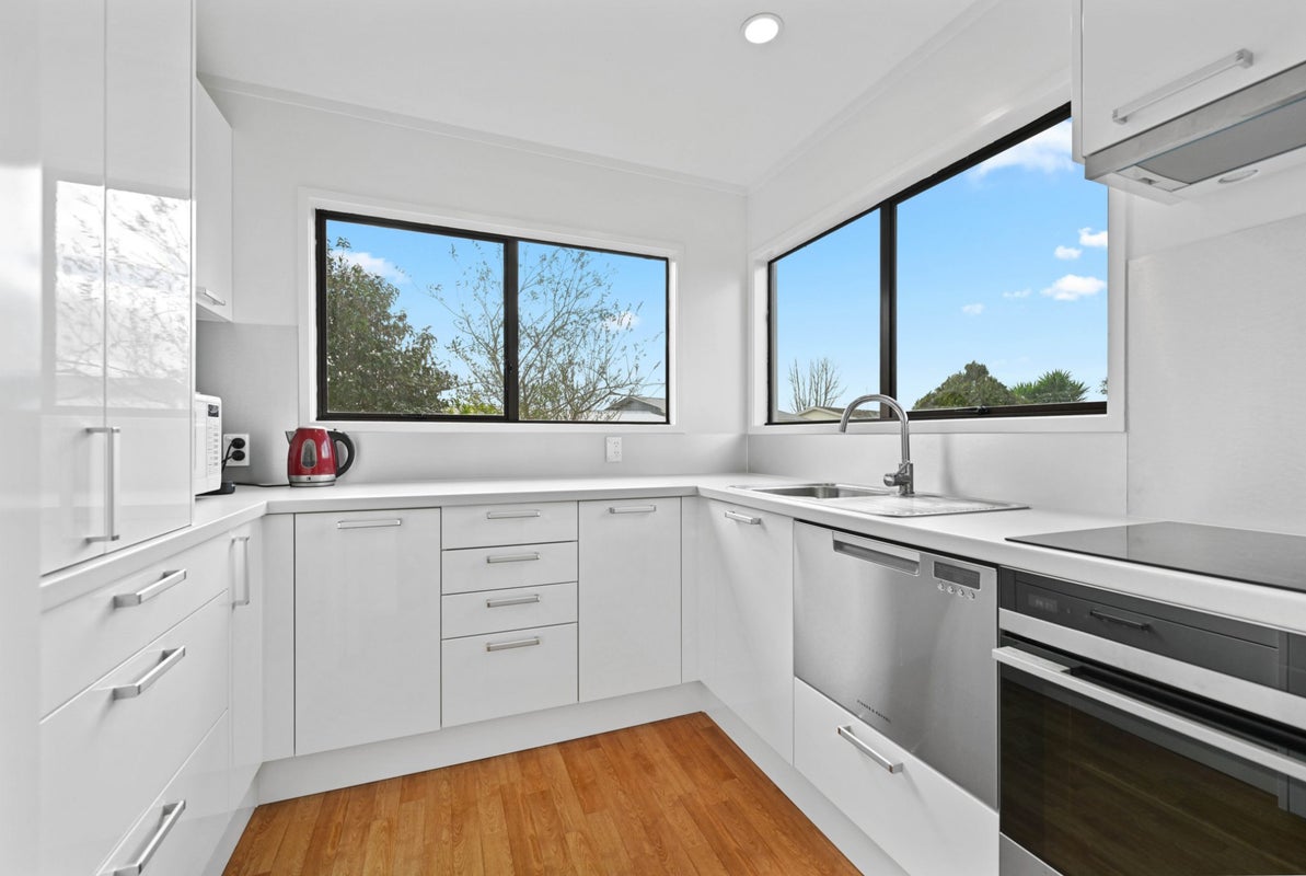 9 Olive Place, Nawton, Hamilton - Carousel 2