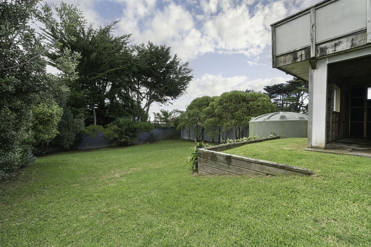 129 Park Avenue, Waitarere Beach, Levin - Carousel 23