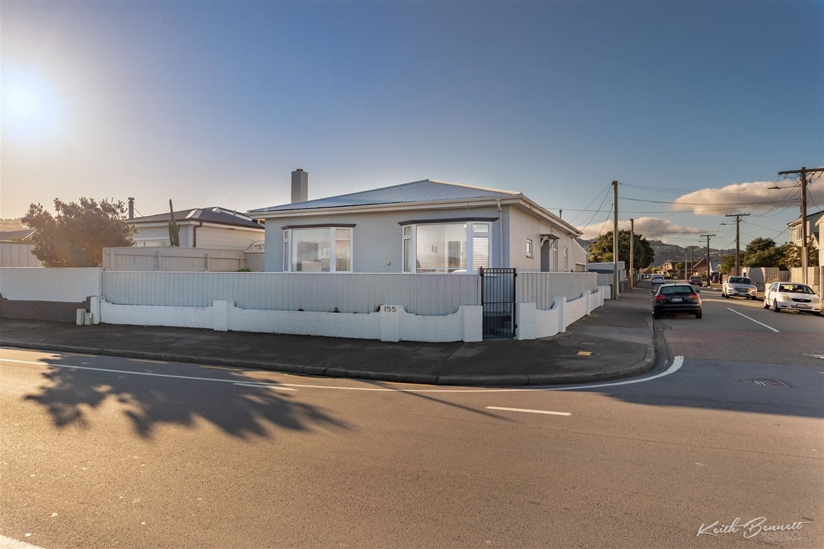 155 The Esplanade, Petone, Lower Hutt - Carousel 20