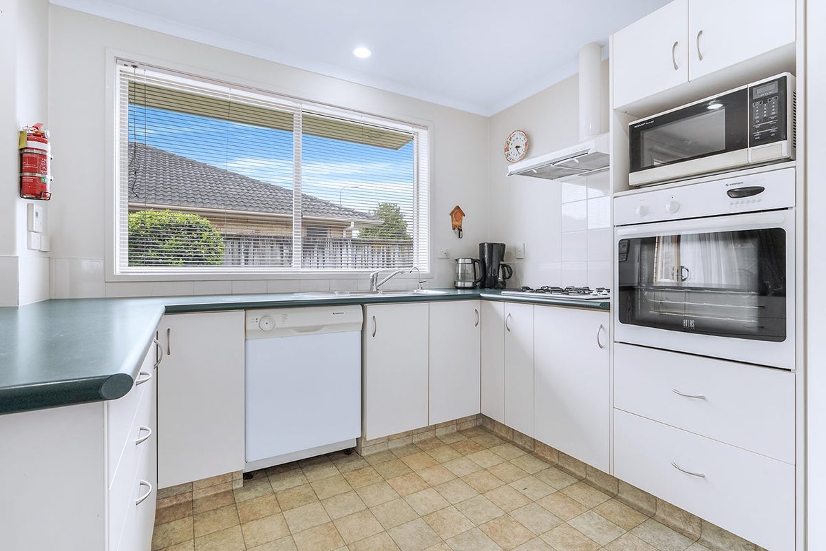 10 Grevillea Place, Melville, Hamilton - Carousel 2