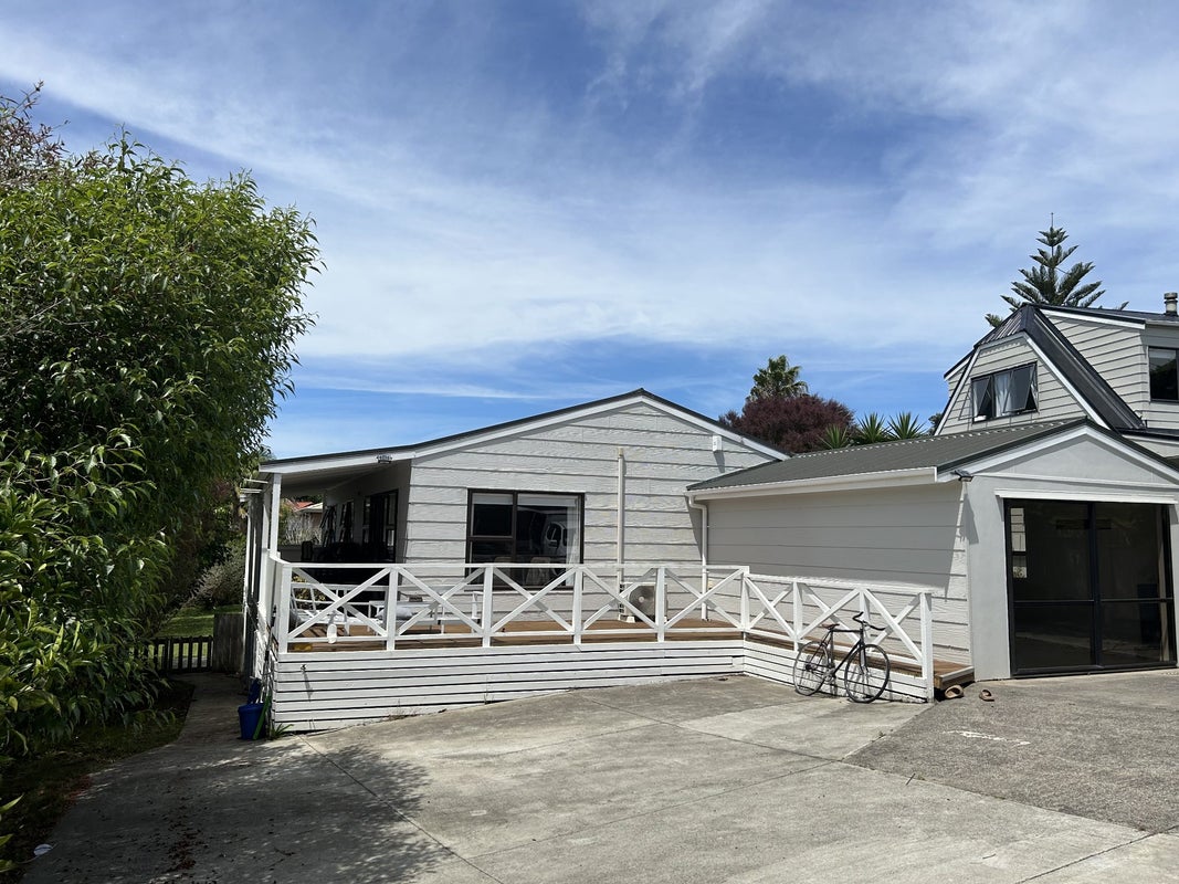 1251 Whangaparaoa Road, Gulf Harbour, Whangaparaoa - Carousel 1