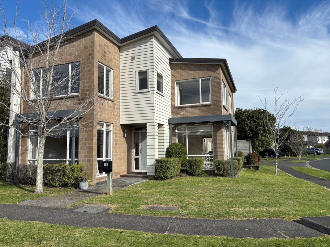 16 Flintridge Drive, Flat Bush, Auckland - Carousel 13
