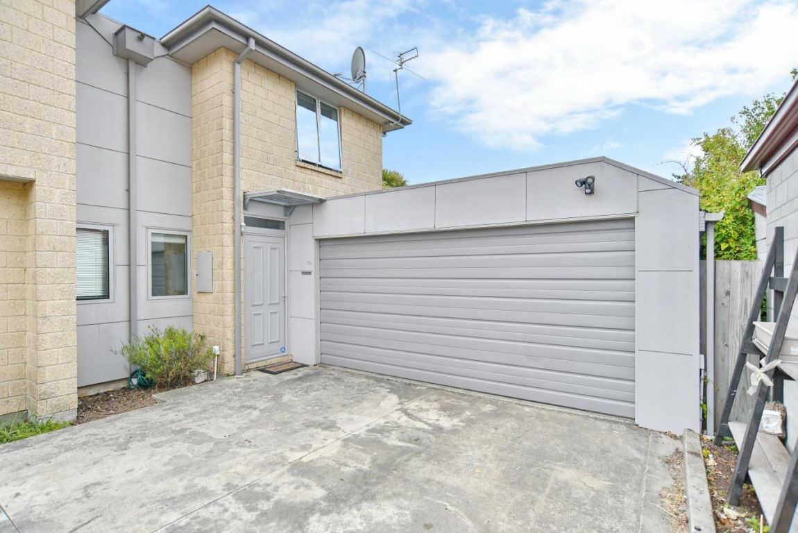 76 Packe Street, Edgeware, Christchurch - Carousel 1