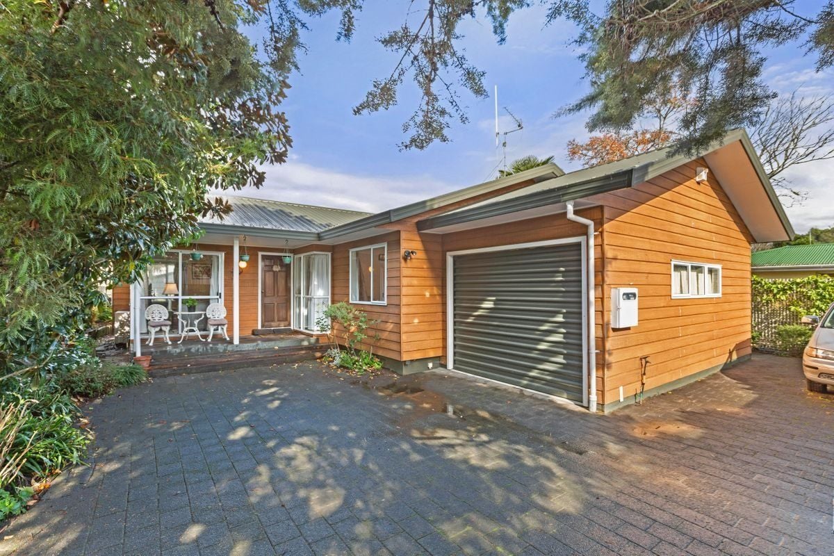 15A Peachgrove Road, Hamilton East, Hamilton - Carousel 1