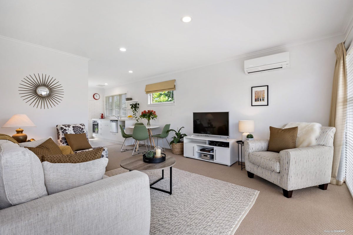 6/121 Riddell Road, Glendowie, Auckland - Carousel 2