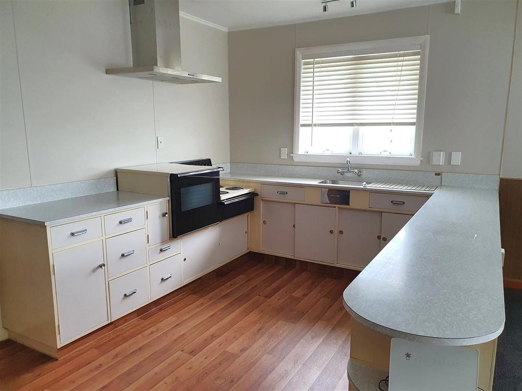 38 Murray Street, Greymouth, Greymouth - Carousel 2
