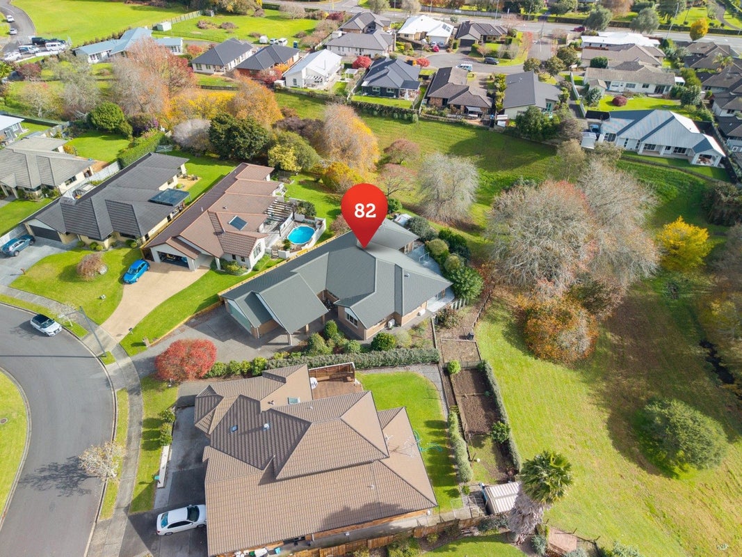 82 Merriman Place, Pyes Pa, Tauranga - Carousel 1