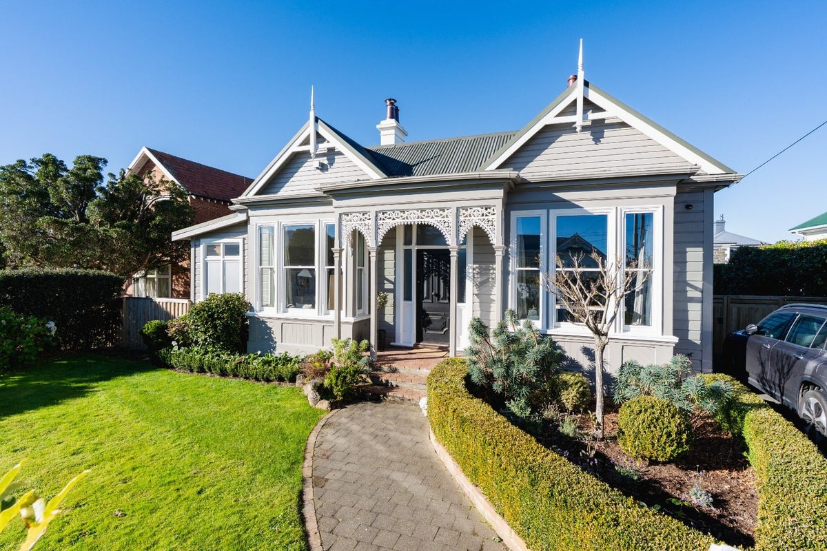 23 Belgrave Crescent, Kaikorai, Dunedin - Carousel 2