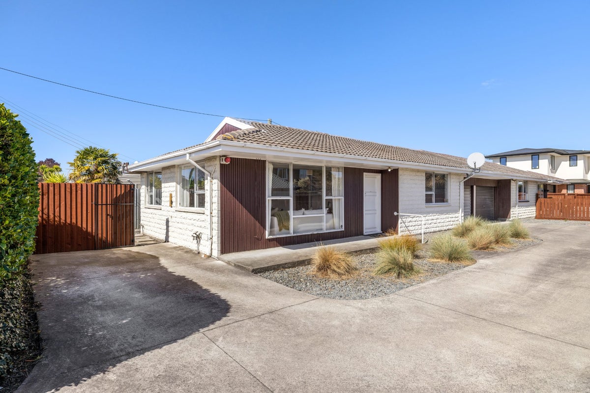 1/12 Lees Road, Strowan, Christchurch - Carousel 1
