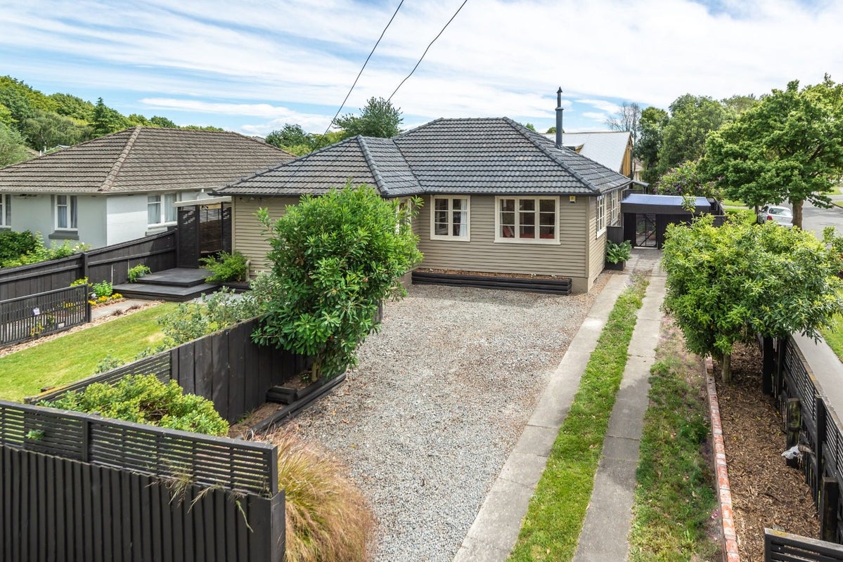 8 Truman Road, Bryndwr, Christchurch - Carousel 13