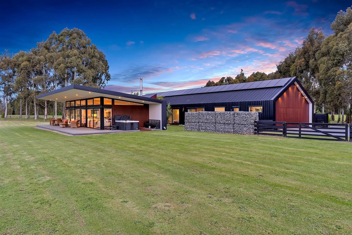 1131 Old West Coast Road, Christchurch - Carousel 1