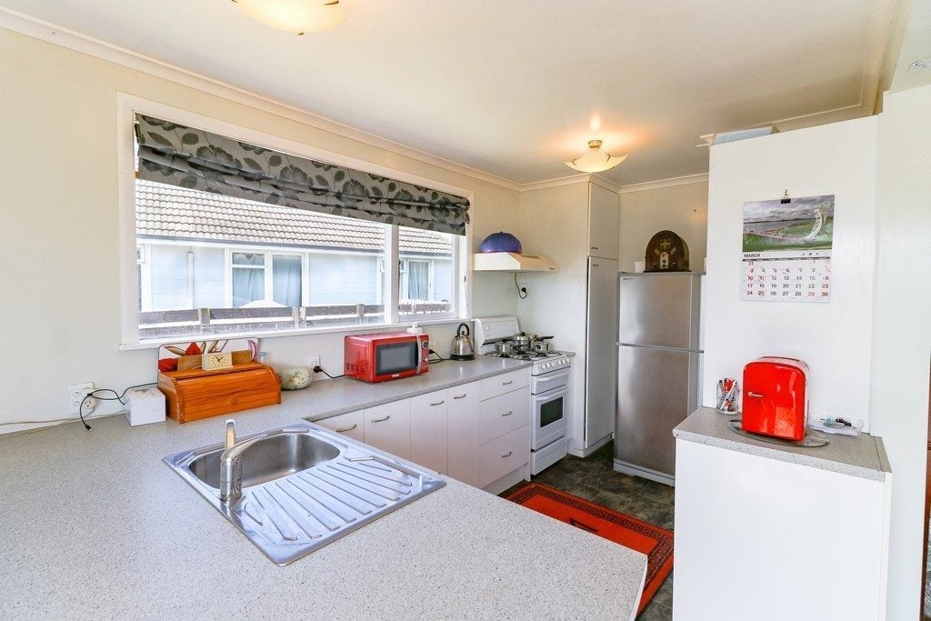 30 Puriri Street, Gonville, Whanganui - Carousel 2