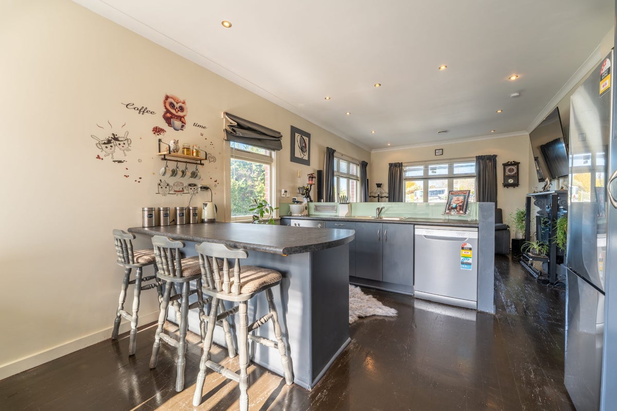 229 North Street, West End, Timaru - Carousel 2