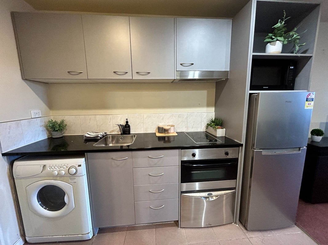 10J/76 Albert Street, Auckland Central, Auckland - Carousel 2