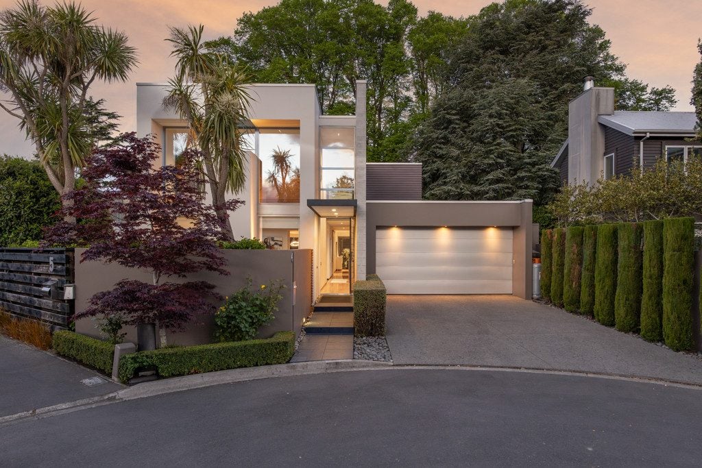 6 Abberfield Lane, St Albans, Christchurch - Carousel 1