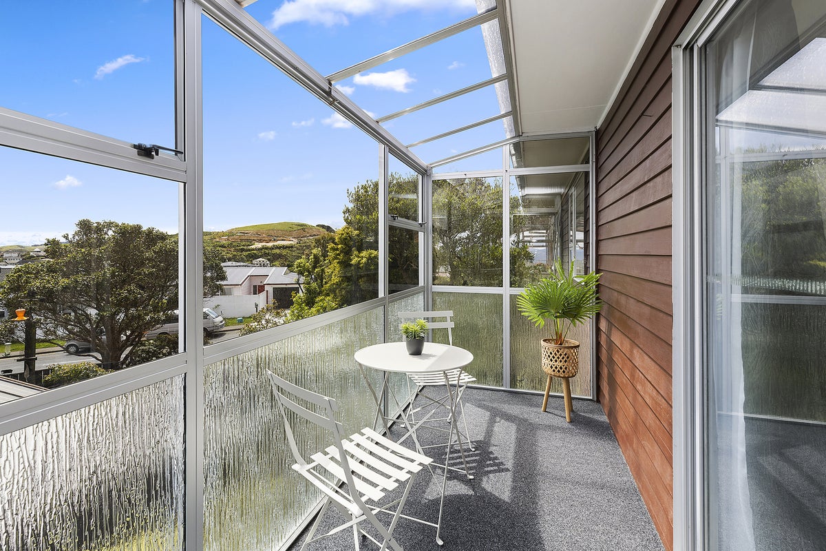 67A Baylands Drive, Newlands, Wellington - Carousel 2