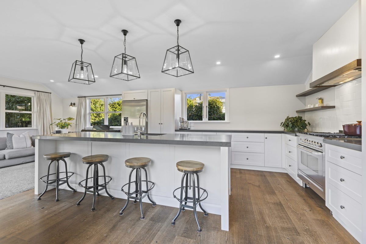 12 Tainui Terrace, Mangere Bridge, Auckland - Carousel 2