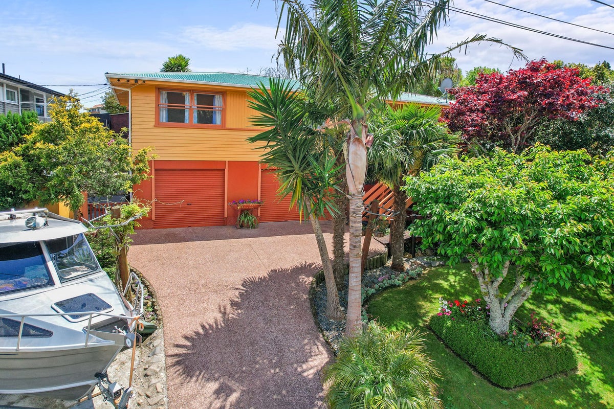105 Bowen Place, Thames, Thames - Carousel 1