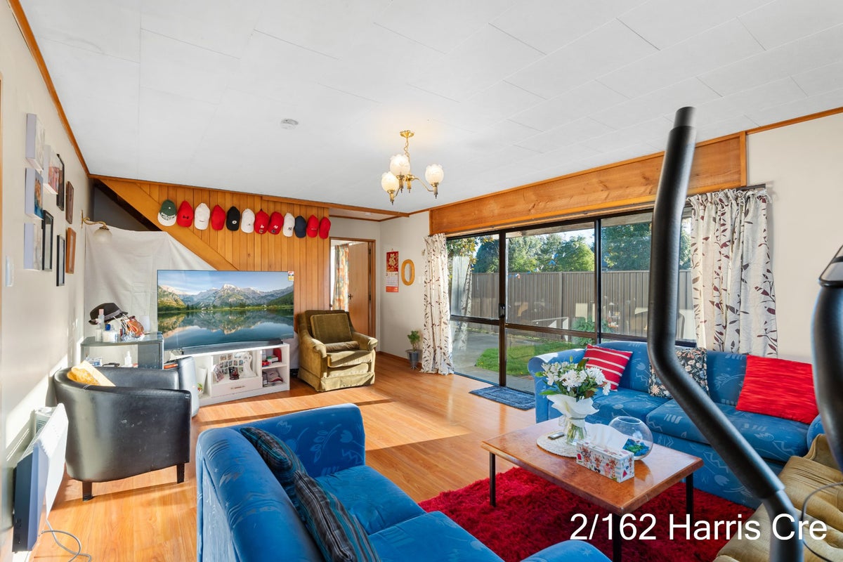 2/162 Harris Crescent, Papanui, Christchurch - Carousel 1