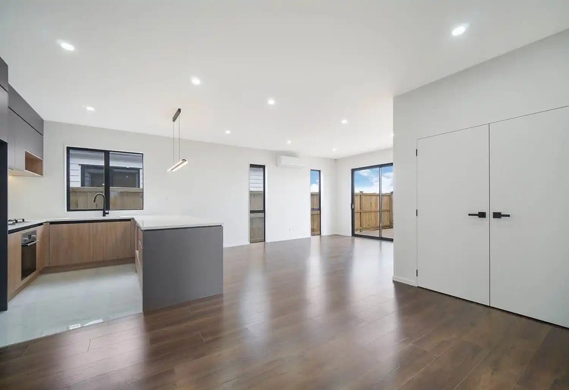 15 Kaapehu Street, Karaka, Papakura - Carousel 2